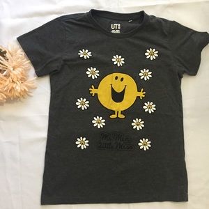 Large Uniqlo Grey Tee